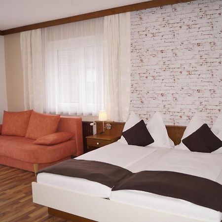 Pension Dobernig - Contactless Check In/Stay Klagenfurt am Wörthersee Extérieur photo
